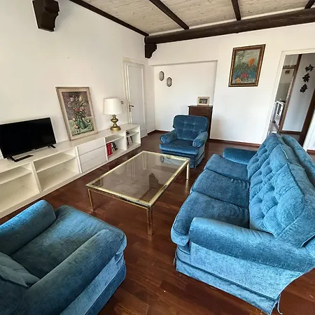 Attico Zamagna Appartement *