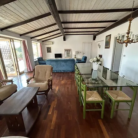 Apartment Attico Zamagna *