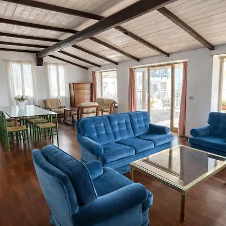 Apartment Attico Zamagna *