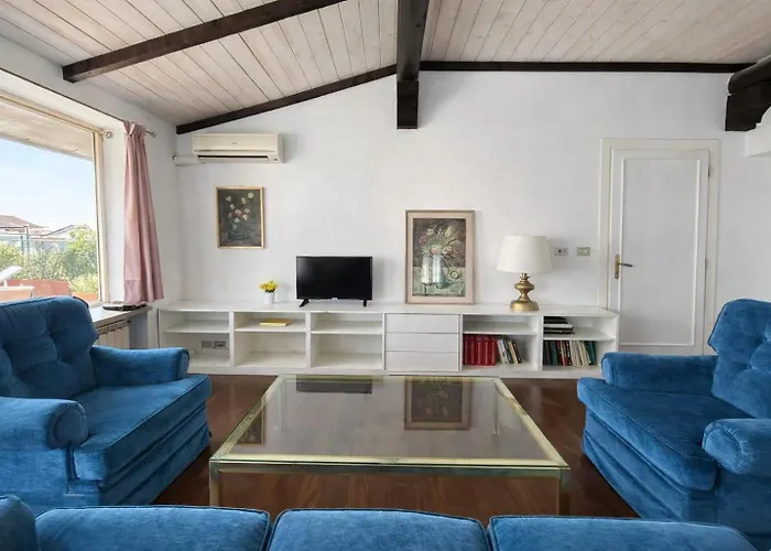 Apartment Attico Zamagna *